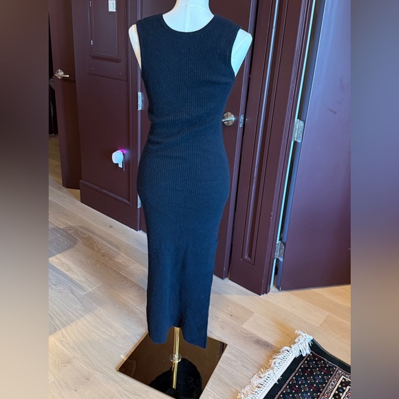 Reformation 100% Cashmere Dress. - Picture 2 of 5